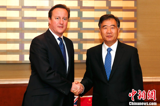 ������Ӣ�����࿨÷��