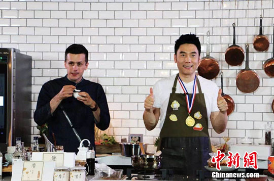 点图查看下一页