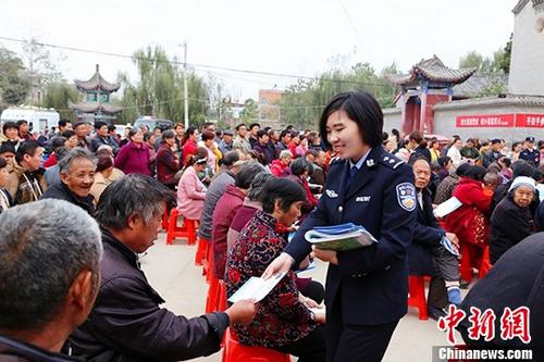 安徽太和县禁毒大队开展禁毒宣传