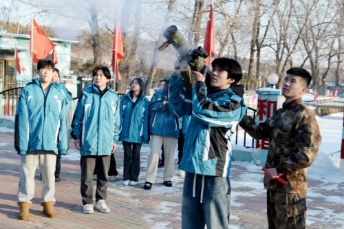沈阳北华科技学校开展国防军事体验活动