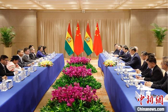 高清大图｜习近平会见玻利维亚总统阿尔塞