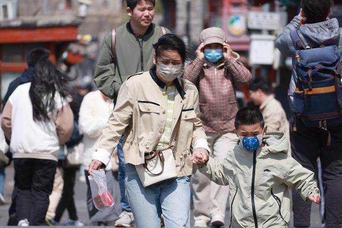 全国多地遭遇极端大风天气