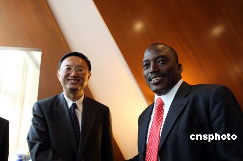 图:杨洁篪会见刚果民主共和国总统卡比拉