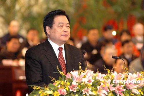 图蒋巨峰连任四川省省长