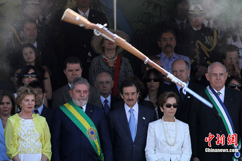 巴西举行阅兵式庆祝独立188周年