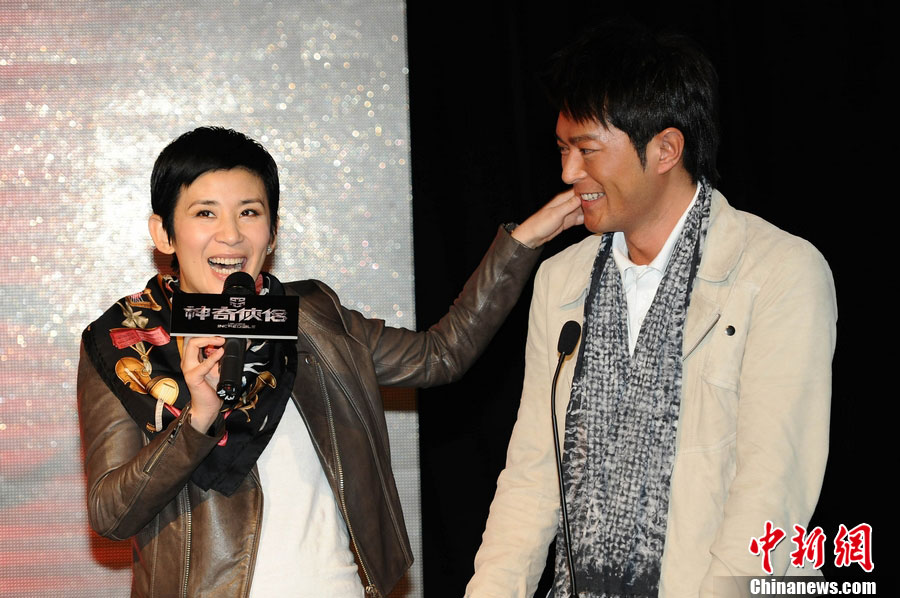 古天乐吴君如宣传新片现场激吻将错就错