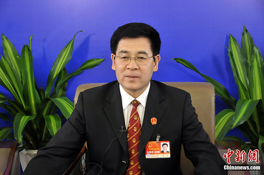 陕西省高级人民法院院长安东与网民交流司法保障
