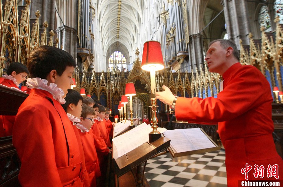 威斯敏斯特教堂唱诗班为王室婚礼彩排