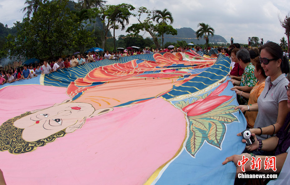 马来西亚民众庆祝佛教卫塞节