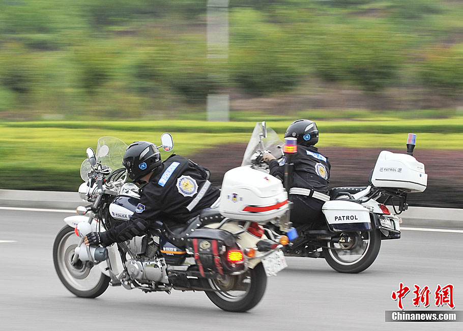 重庆警卫国宾护卫队亮相