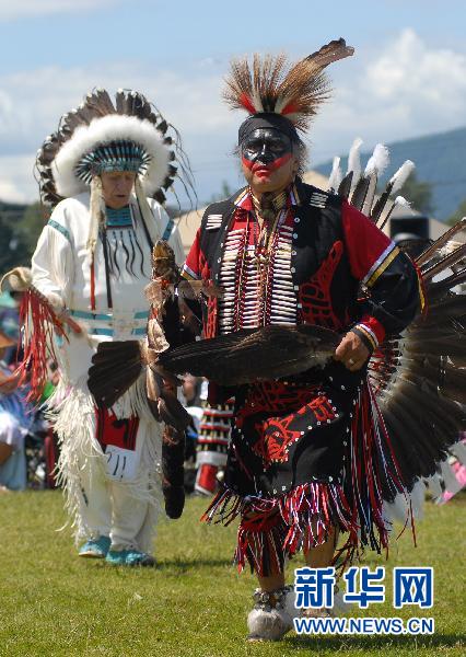 加拿大的民族传统服饰图片