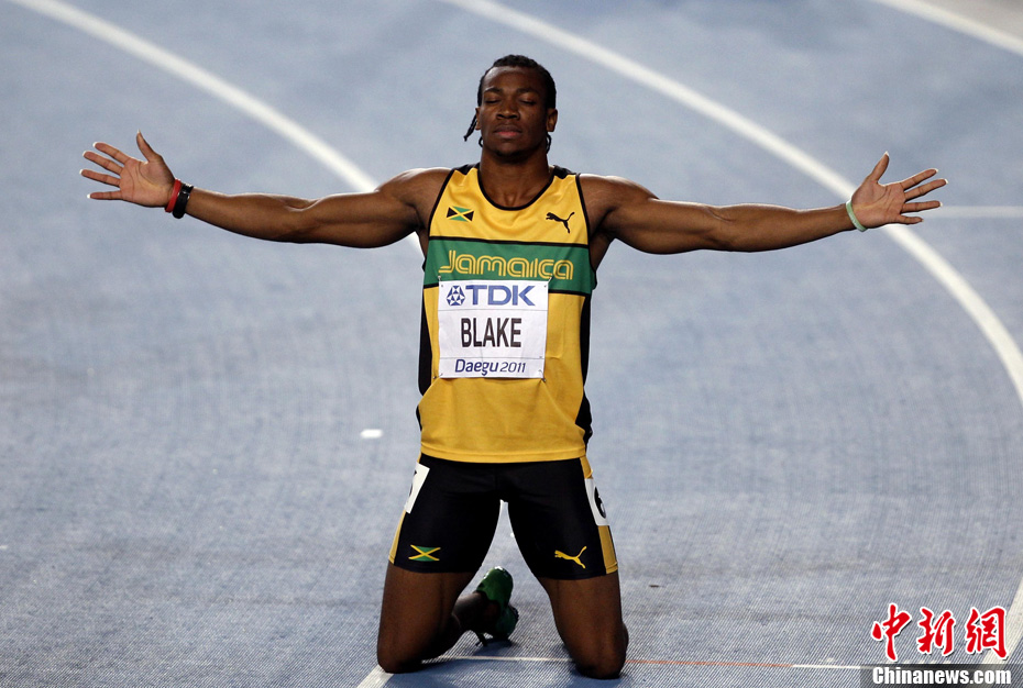 大邱田径世锦赛110米栏刘翔轻松晋级决赛