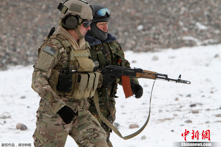 吉尔吉斯斯坦美国举行联合反恐演习