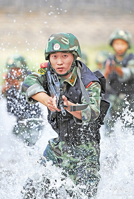 天津总队六支队实战化训练剪影24