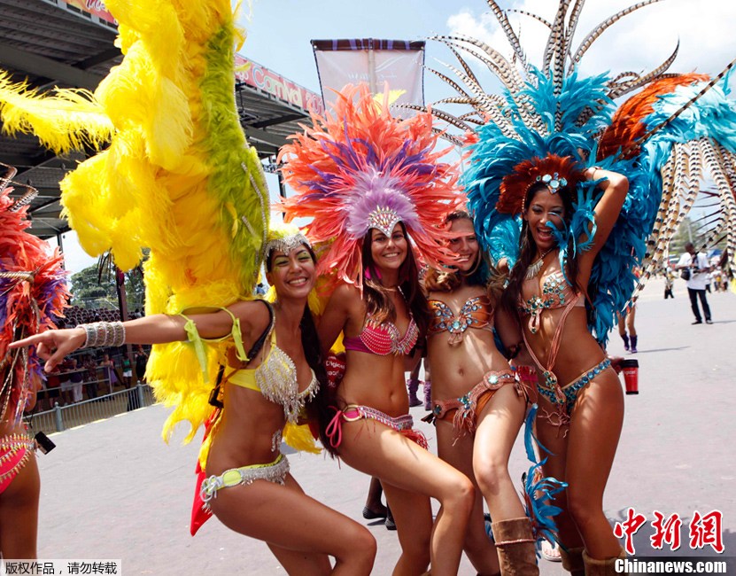 �������Ͷ�͸�񻶽ڡ���������