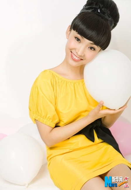 高清:白静被刺身亡 曾经笑靥明媚青春靓丽