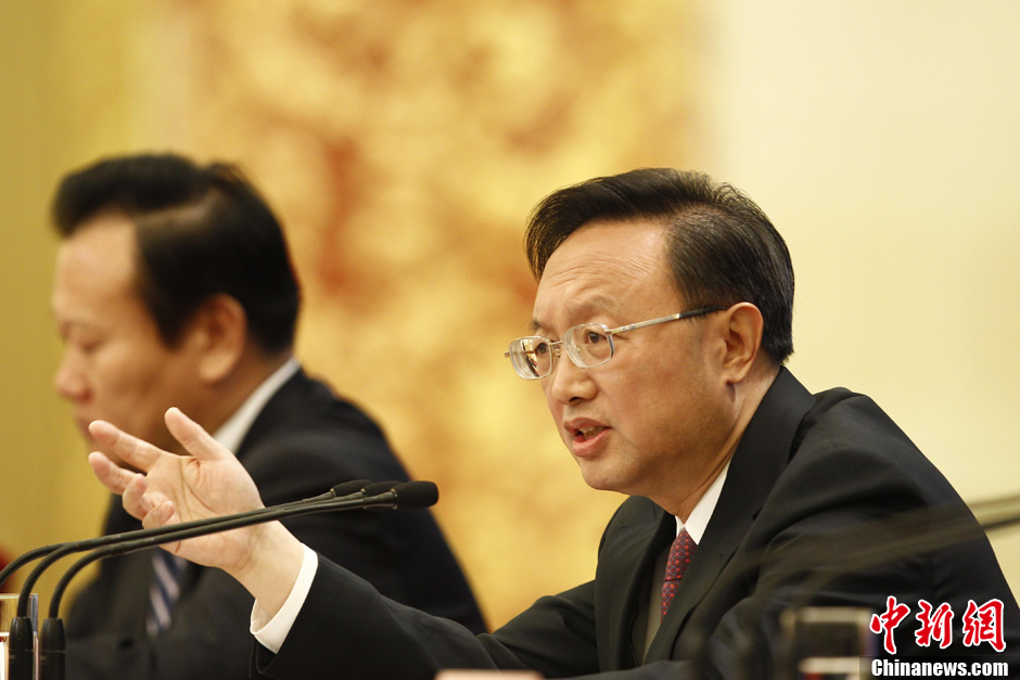 外交部部长杨洁篪答记者问