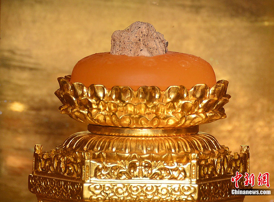 佛顶骨舍利赴港澳供奉圆满返回南京 (3/6)