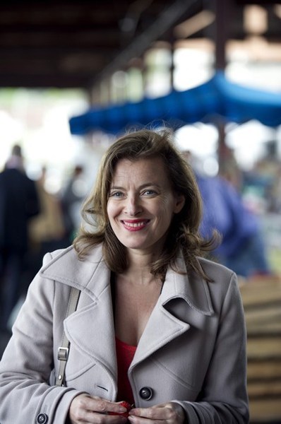 法兰西"第一女友"创造历史 未婚难访保守国家