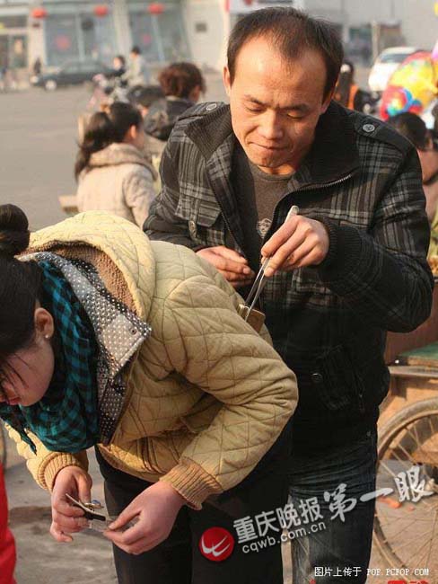 夏天来了,扒手新花招更多