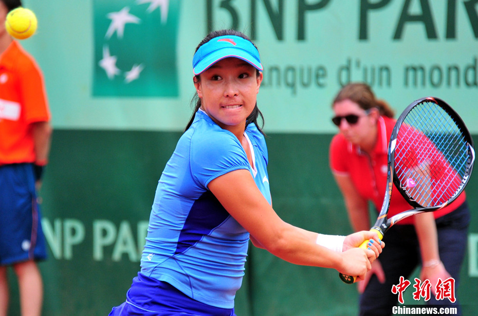 彭帅,郑洁组合法网再战 伤病未阻中国金花强势晋级