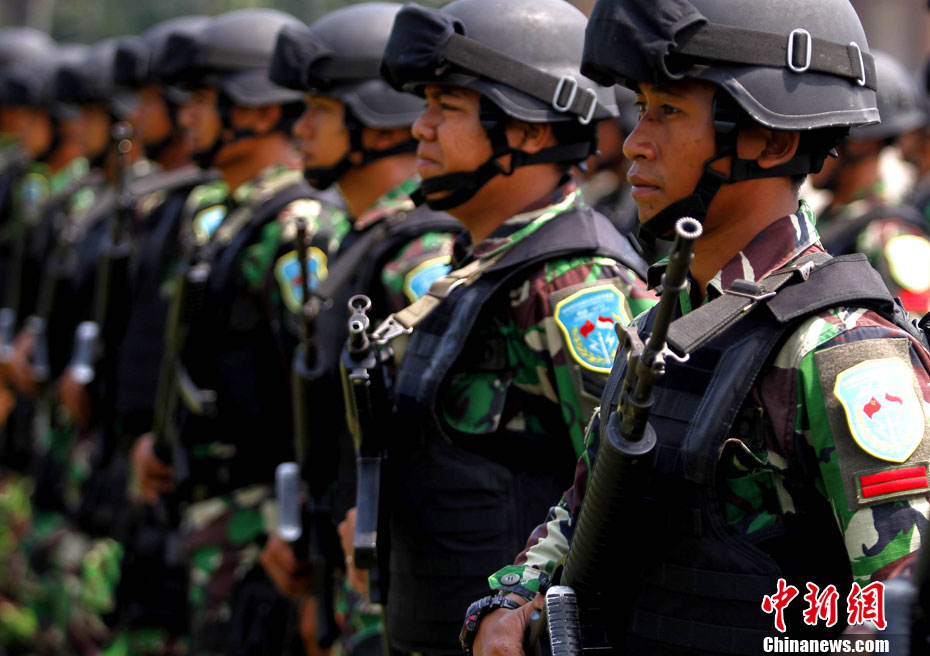 利刃2012联合反恐演练圆满收兵