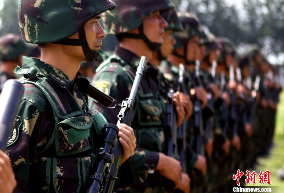 利刃2012联合反恐演练圆满收兵