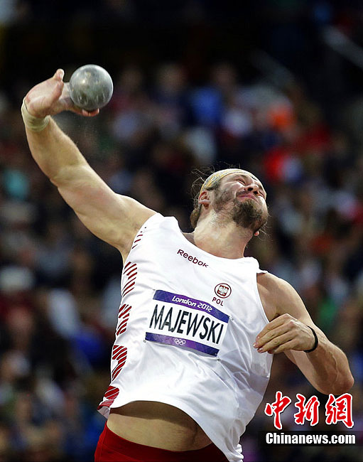 男子25米手枪速射决赛丁峰获铜牌