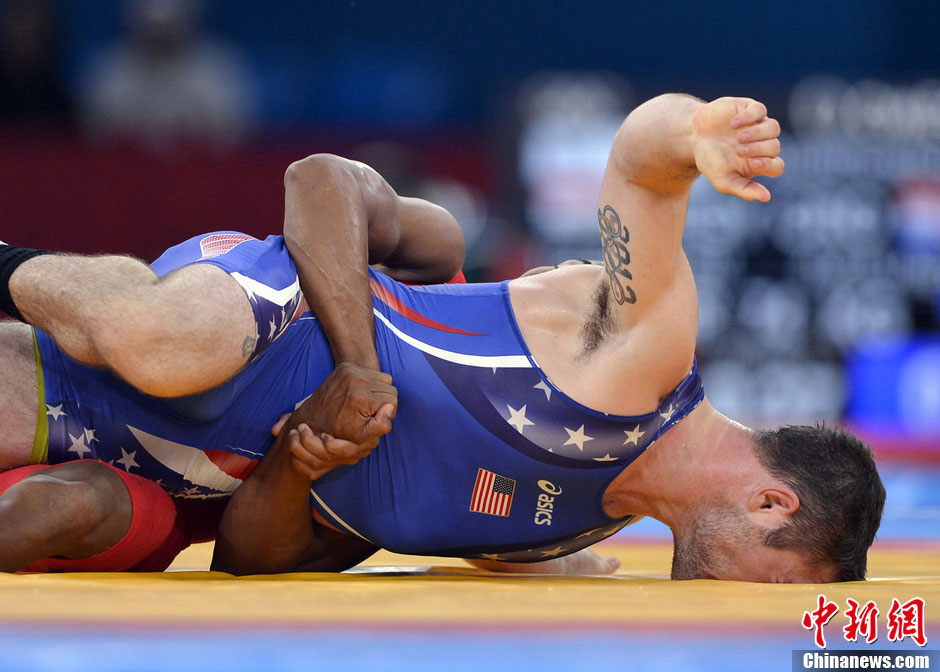 十大尴尬瞬间脸着地