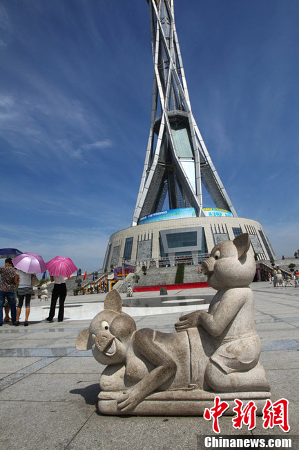 郑州性Ｋ褚 被戏称"耍流氓"