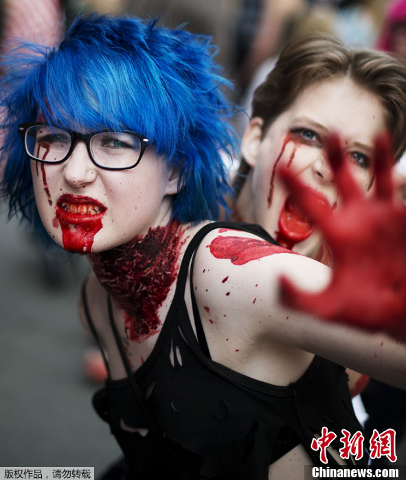 瑞典僵尸大游行 美女僵尸街头"嗜血"-中新网