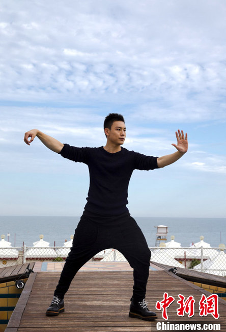 《太极》亮相威尼斯 袁晓超拍写耍太极
