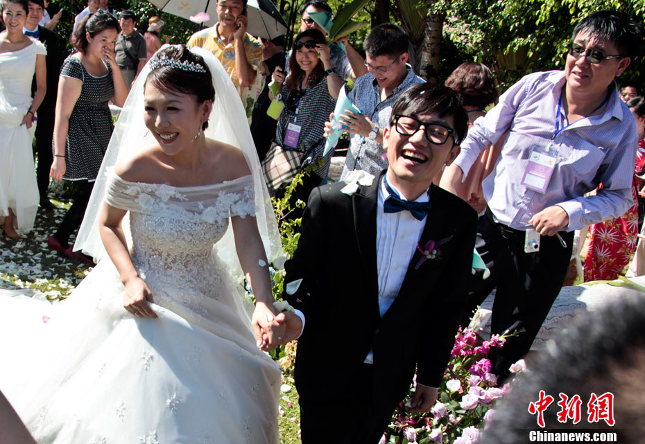 "好声音"学员金志文三亚大婚