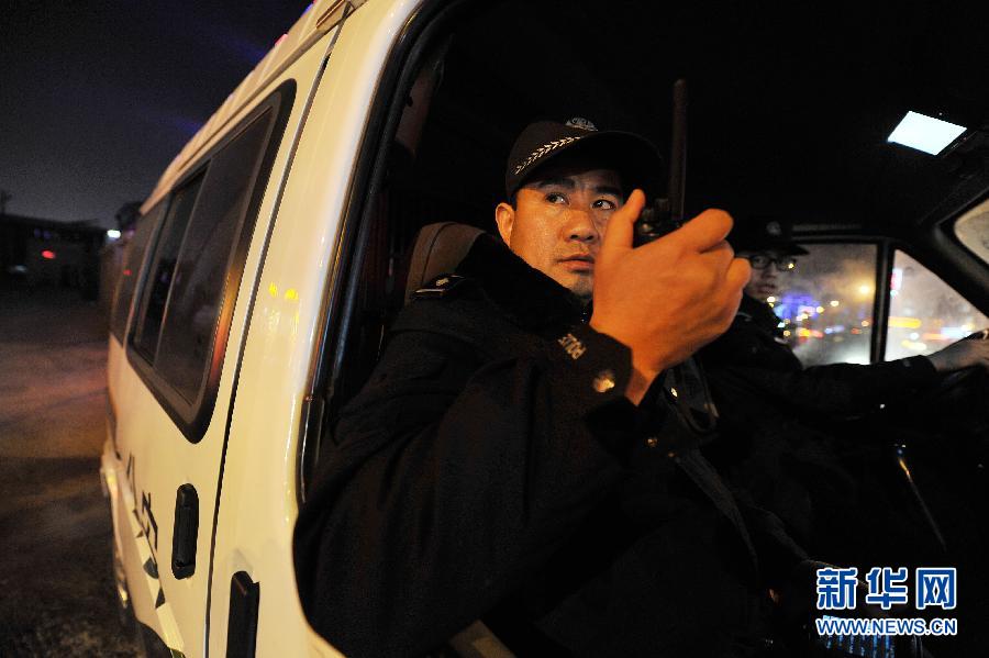 走近"110":图揭巡警的艰辛工作