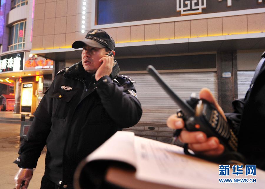 走近"110":图揭巡警的艰辛工作 (12/12)