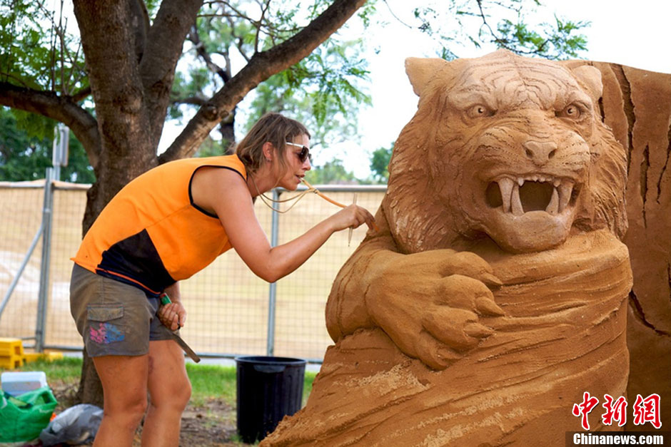 澳大利亚国际沙雕锦标赛 艺术家齐聚各显"神通"
