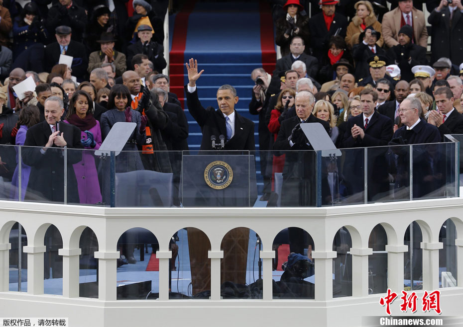 美国总统奥巴马举行公开宣誓就职仪式
