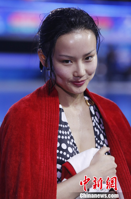 "星跳水立方"黄龄"重返"体育界