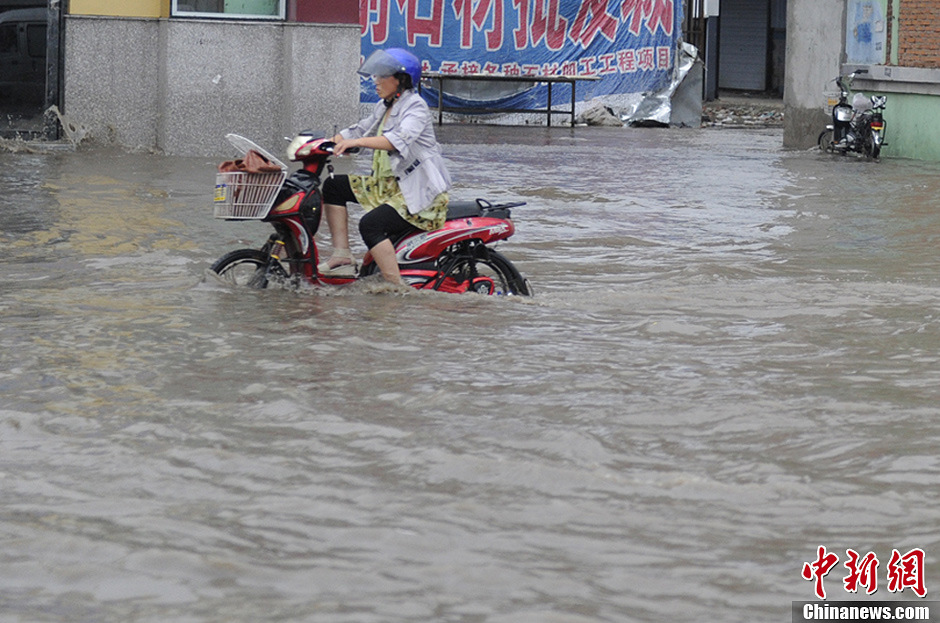 长春暴雨引发城市内涝