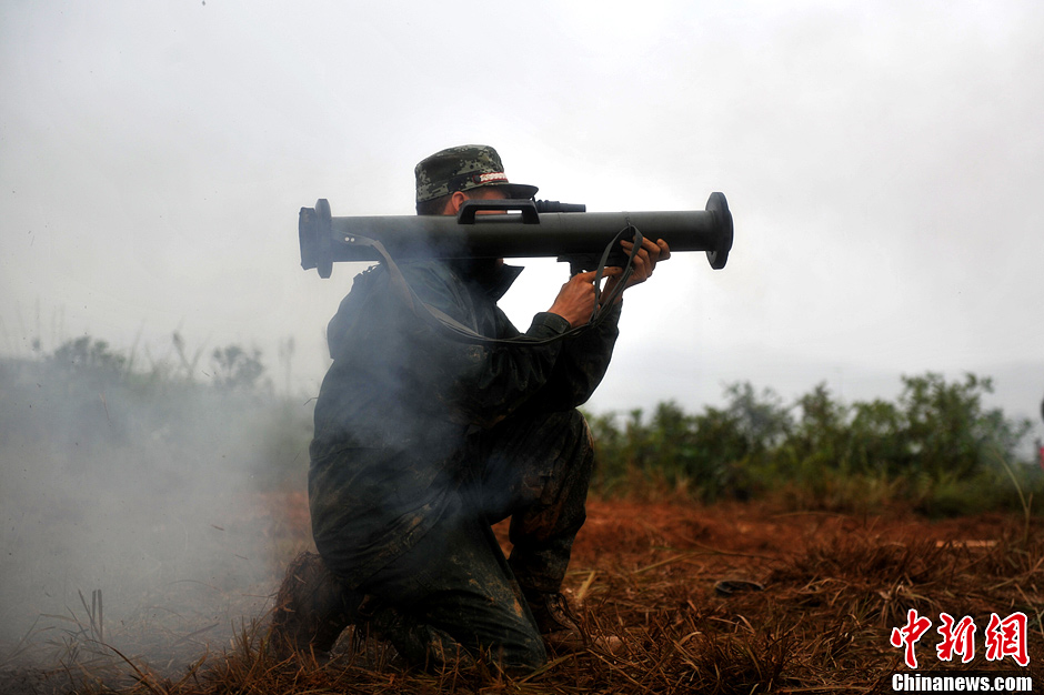 贵州武警深山锤炼实战化作战能力 (5/9)