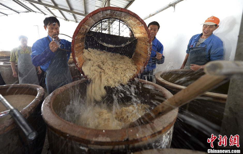 绍兴黄酒立冬时节"开酿"