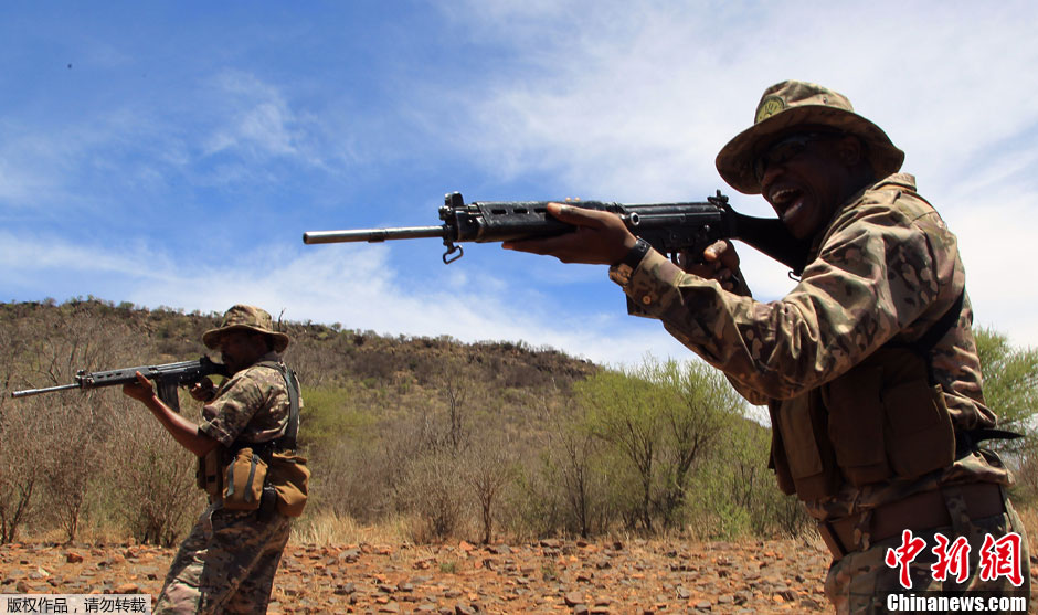南非训练专业反偷猎护林员打击猖狂偷猎现状