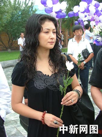 雷恪生,陈相贵,方青卓,闫学晶等一大批演艺界人士和高秀敏的生前亲友