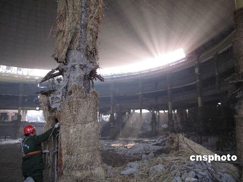 图:沈阳夏宫准备就绪 20日早6时爆破