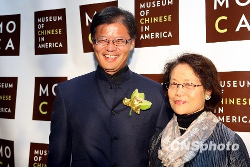 图:美国华人博物馆传承晚宴表彰杰出华人(4)