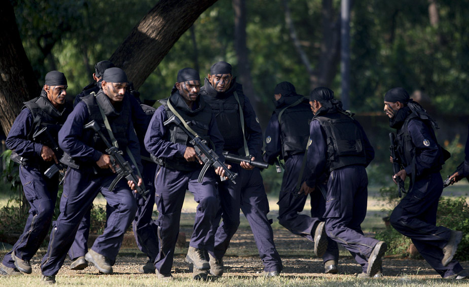 印度精英特种部队接受检阅