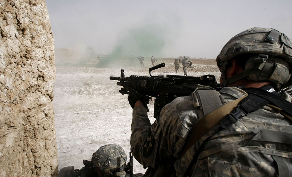 驻阿联军与塔利班展开激烈巷战