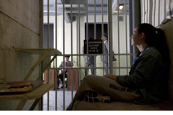 英国逼真监狱旅馆对待客人如囚犯