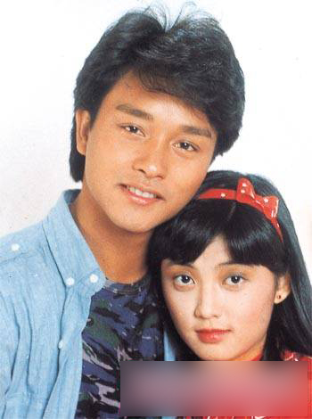 张国荣初恋女友倪诗蓓曝光 两人亲密照流出