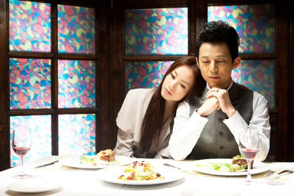 何炅邓丽欣青春毕业纪念单曲 mv诠释离愁别绪